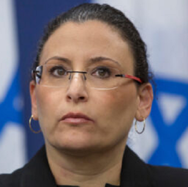 מיכל עבאדי-בויאנג'ו חשכלית לשעבר עיתון הארץ שלחו לה מתחזים