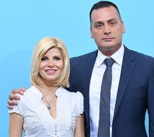 יוני ג'ורנו והחברה שלו ג'אן הלוי והציצים שלה