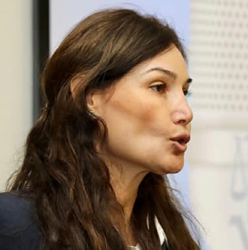 רומי קנבל בהמת מגדר פמיניסטית בכל רמח איבריה מנהיגת קליקה סוגדת