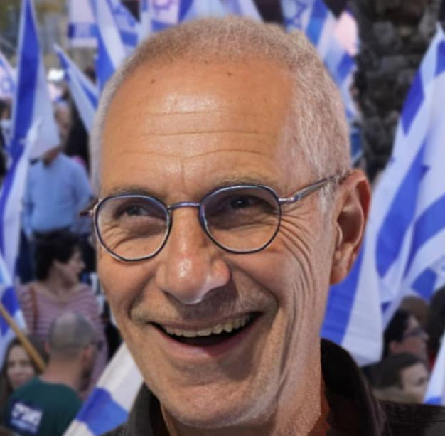 יואב רגב השתוקק שביבי ימות ובסוף אלוהים המית אותו חחח