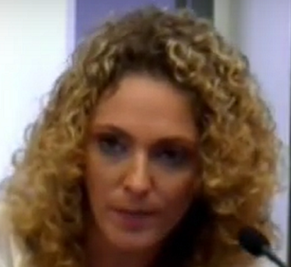 אושרת קירמה סחטה את אייל גולן ואכלה זין מהפטריארכיה