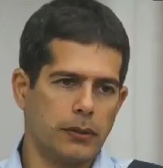 יואב תלם פרצוף של מנגלה חום ורקורד של בונה גיליוטינות