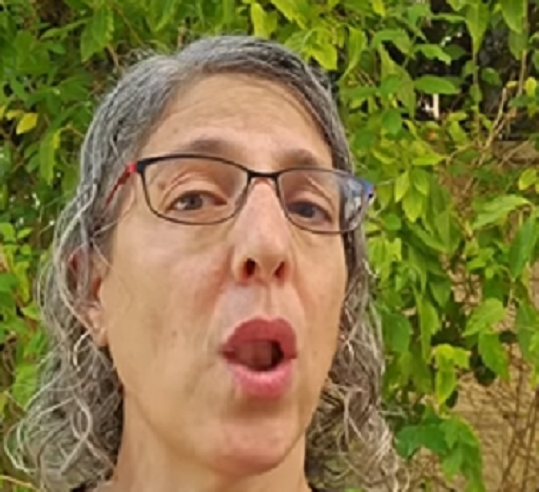 אורלי ארז לחובסקי עורכת הדין של פוערות הכוס ליד הכותל