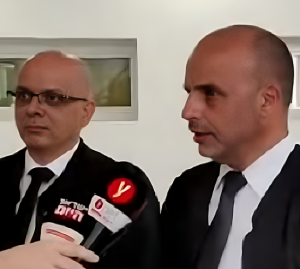 דן אלדד עם מאור אבן חן הפרקליטים שפתחו לפאינה קירשנבאום את התחת