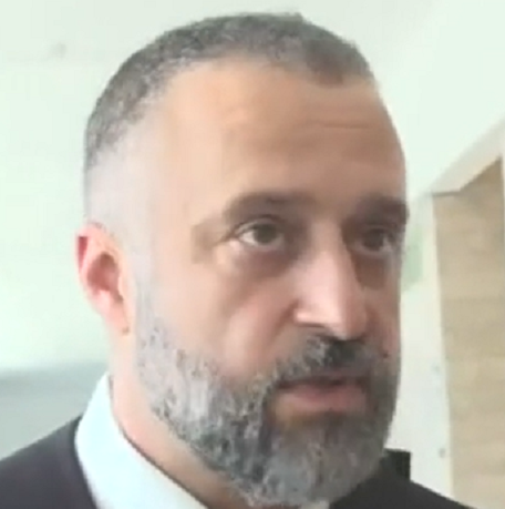 דודי זילברבוים עושה עבודה זבלית עבור הדס שטייף