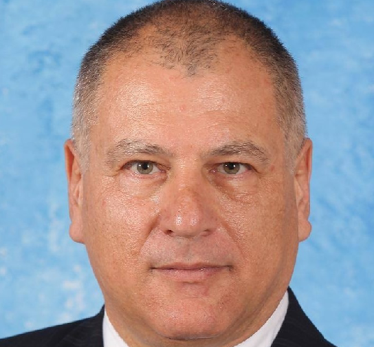יורם ביתן סחטן גברים מדופלם קוקסינל סוגד ווגינות