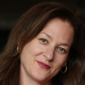 נעמה גולדברג סחטה מינית את שושנה סטרוק הבת של אורית סטרוק