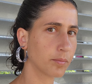 שושנה סטרוק הבת של אורית סטרוק מלינה שהוריה פגעו בה מינית