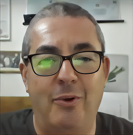 איתמר אייכנר מחפש בולבולים של נוחבות בגריינדר עזה