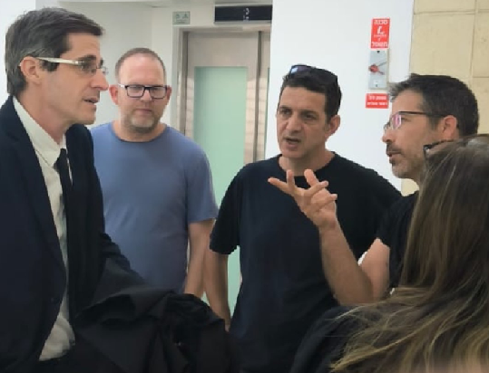 אלון גילדין התובע של ביבי מדליף לחן מענית גידי וייץ ואביעד גליקמן