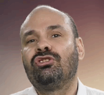 דניאל חקלאי ליצן משפטי ליצנות וודוויל