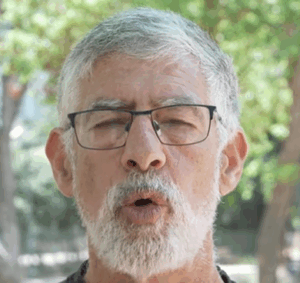 נמרוד שפר פוער שפתיים לנוחבה שיגמרו לו בפה