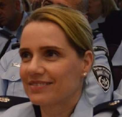 קרן מאור בהמת מגדר פמיניסטית נוחבתית ציידת גברים