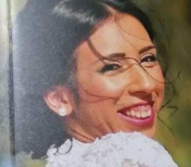 בטי אטיאס כלבה זדונית ועושקת גברים מתחנגלת