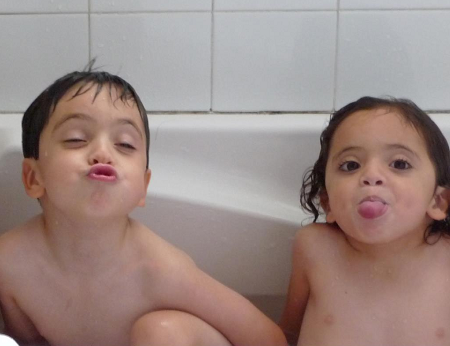 הילדים של נעם עוזיאל הפרקליט הדוגל בנודיזם של קטינים