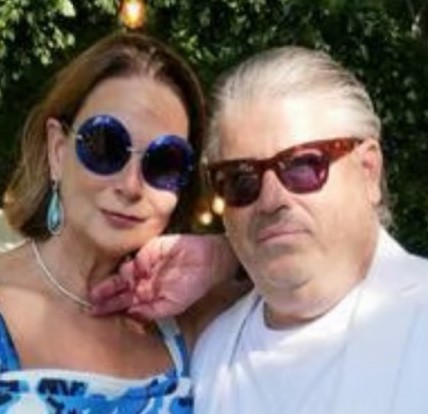רני רהב והילה רהב יוצאים לצייד מסוממים לאורגיות