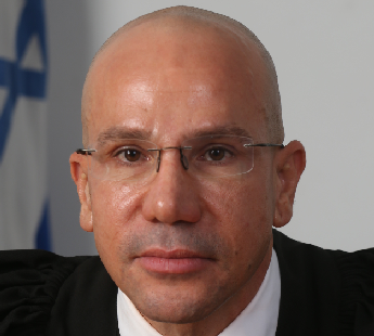 יחזקאל אליהו הישבן הכי לוהט במחוזי תל אביב