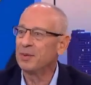 נבות תל צור חוגג על ויולטה סקלר