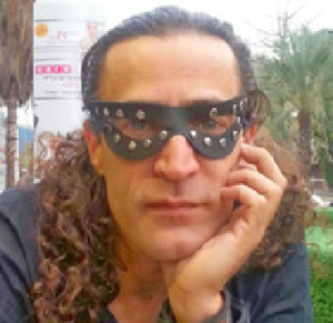תימור מלמד לקח את אשתו של משה כהן אליה