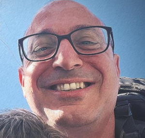 עמית מור תומך נלהב של הנוחבות והחונטה