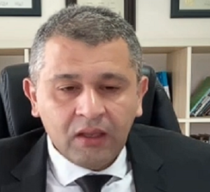 רדא ענבוסי עקיצות פלסטינים את הביטוח הלאומי