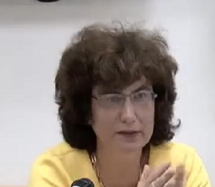 דפנה ברק ארז מיס יוניברס של בית משפט עליון