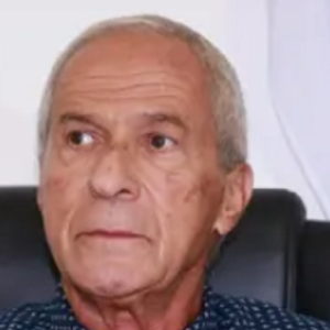 אמנון סטרשנוב פרש משיפוט בגלל מכתבי זימה וחרמנות
